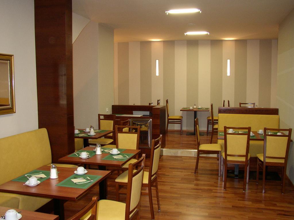 Der Kaiserhof Ried Hotel