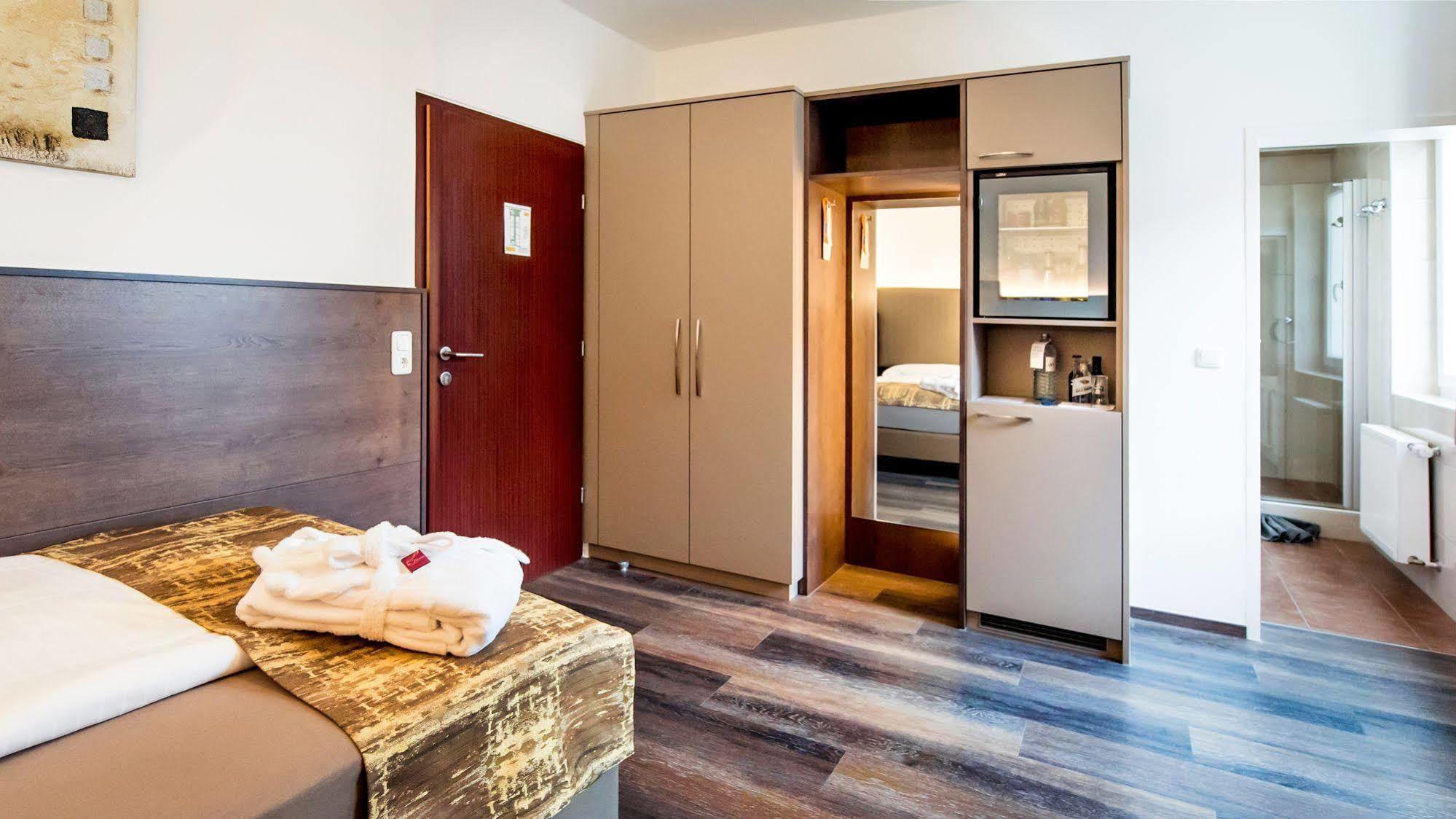 Der Kaiserhof Ried Hotel 4*
