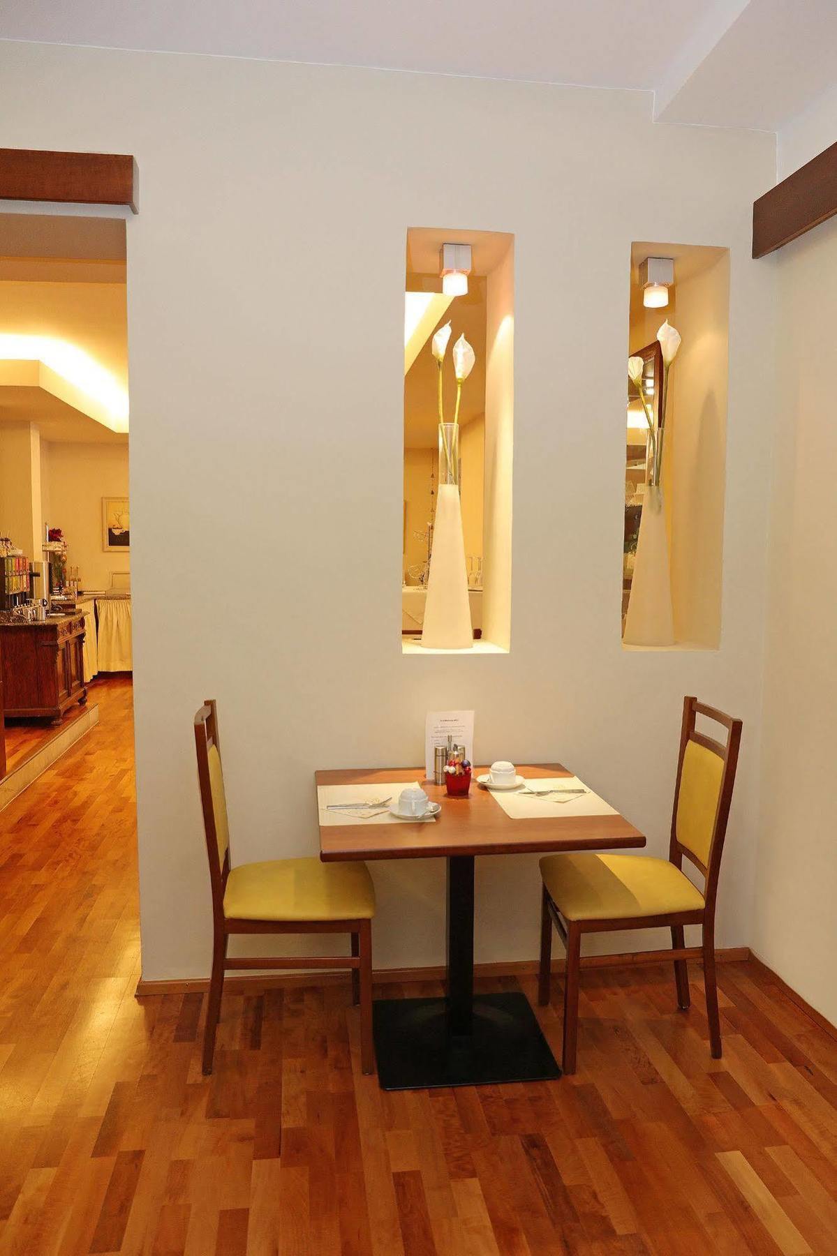 Der Kaiserhof Ried Hotel 4*